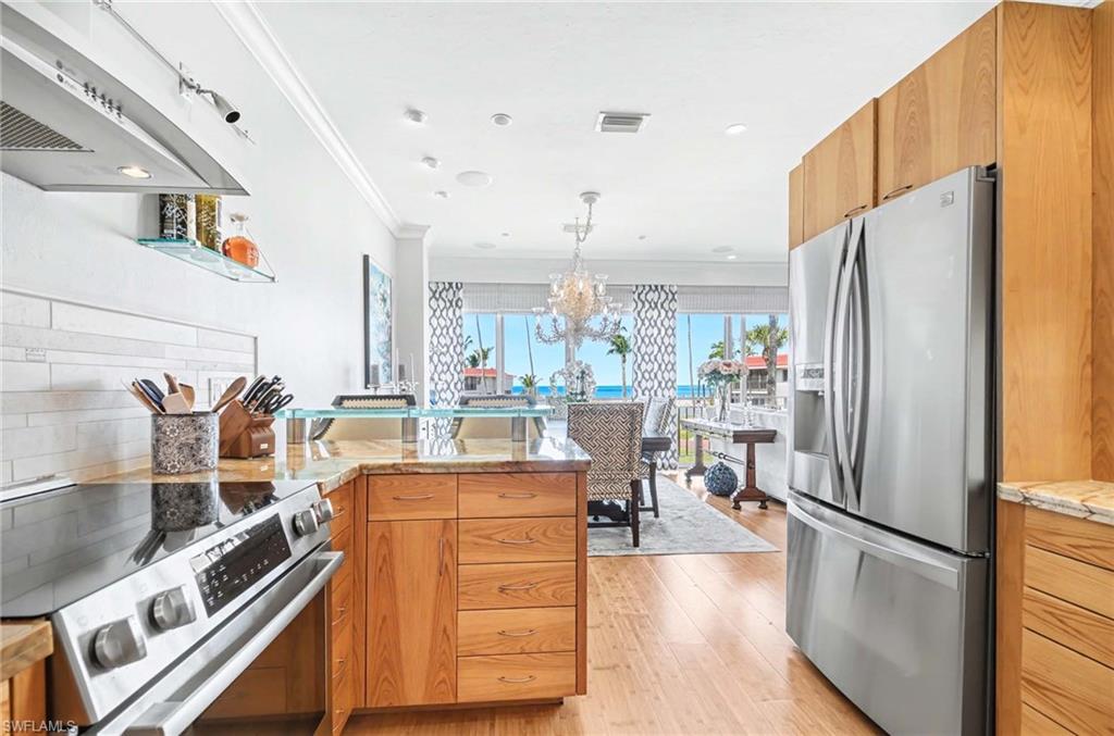 2206 Gulf Shore BLVD N # 2 Unit: G-2