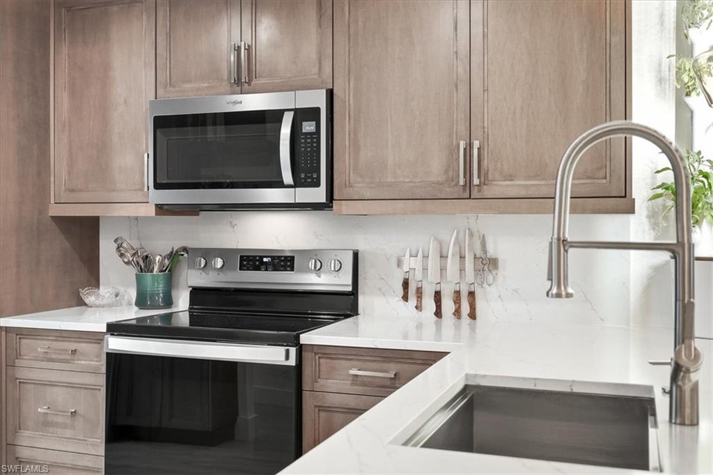 3219 Horse Carriage WAY # 303