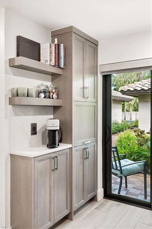 3219 Horse Carriage WAY # 303