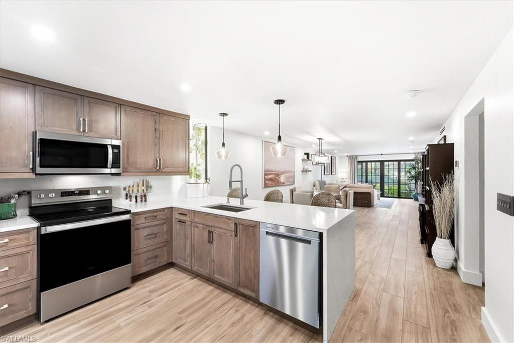 3219 Horse Carriage WAY # 303