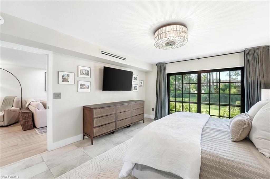 3219 Horse Carriage WAY # 303