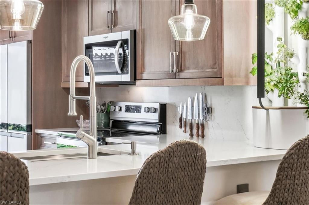 3219 Horse Carriage WAY # 303