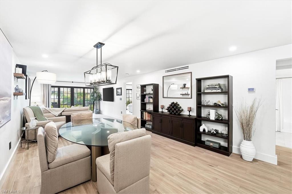 3219 Horse Carriage WAY # 303