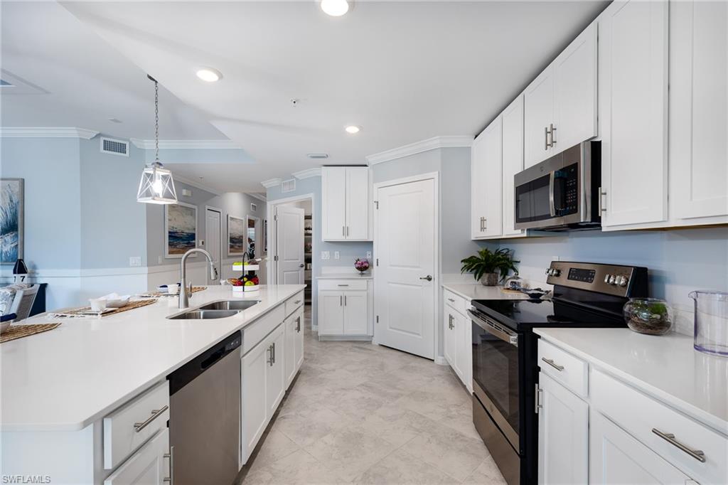 6070 National BLVD # 216