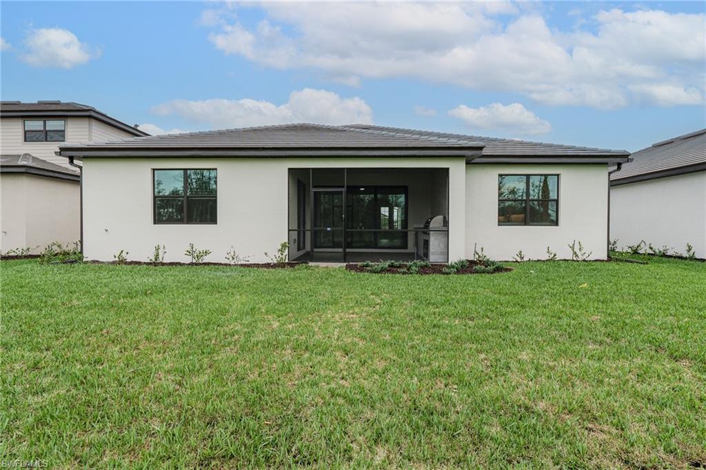 21085 Verawood LOOP