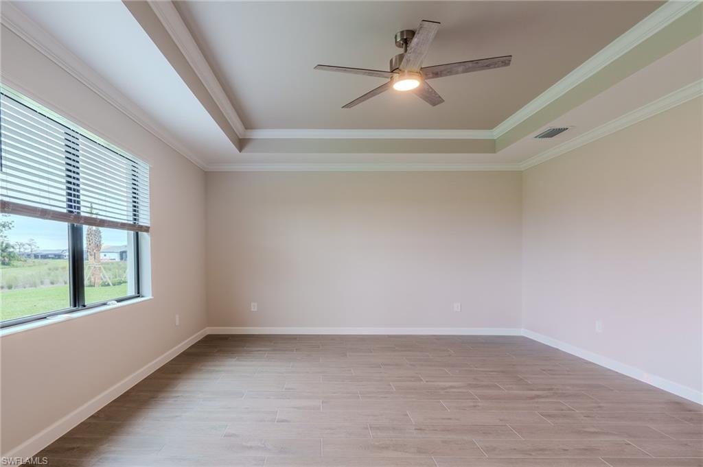 21085 Verawood LOOP