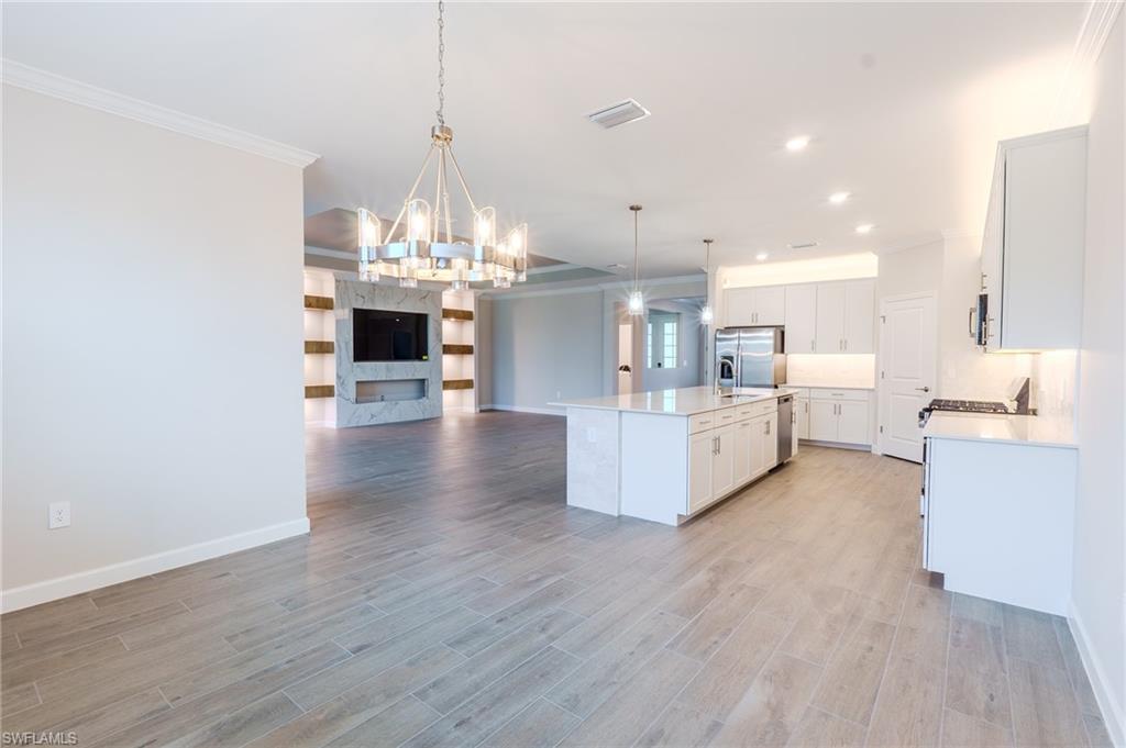 21085 Verawood LOOP