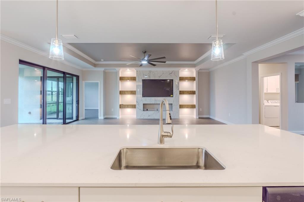 21085 Verawood LOOP