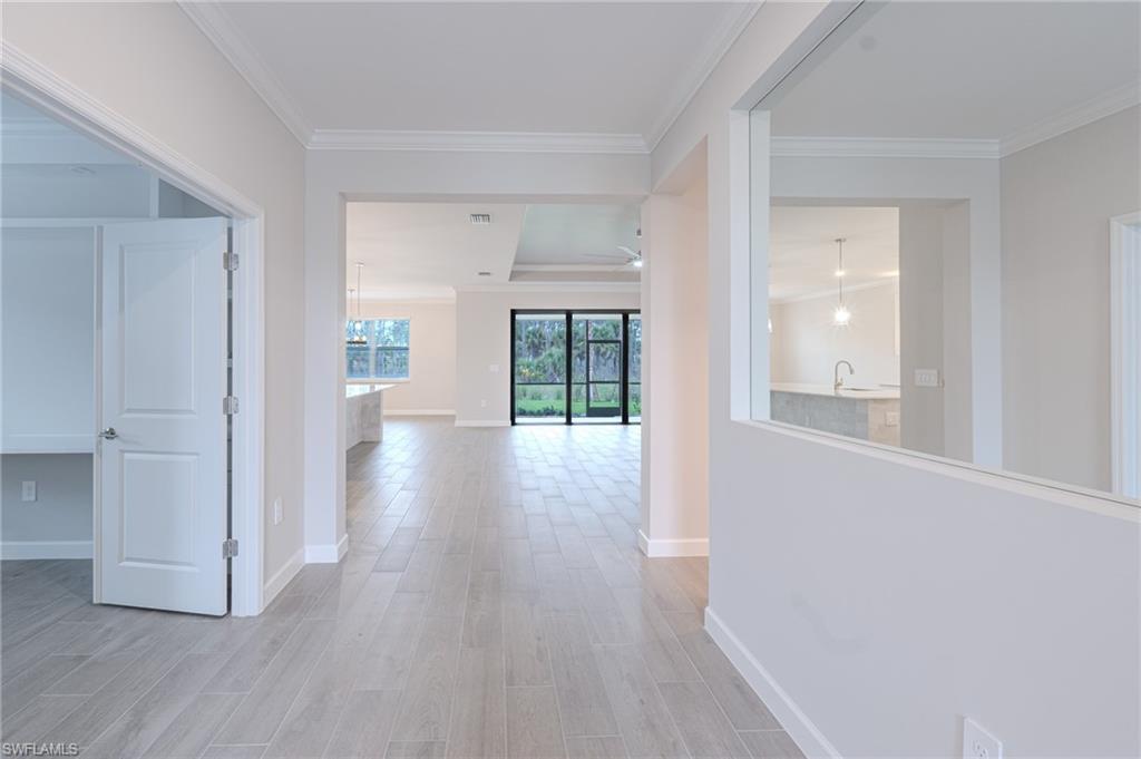 21085 Verawood LOOP