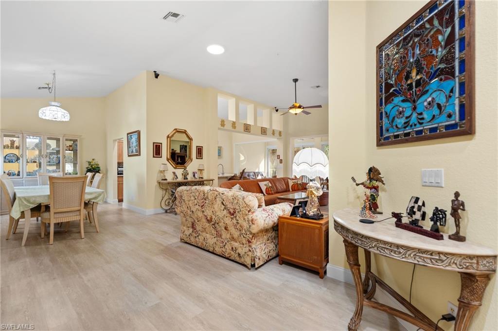 1665 Winding Oaks WAY # 202