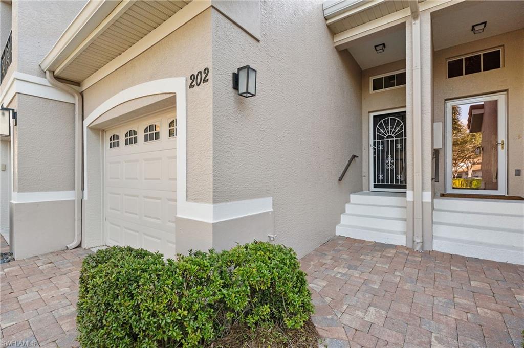 1665 Winding Oaks WAY # 202