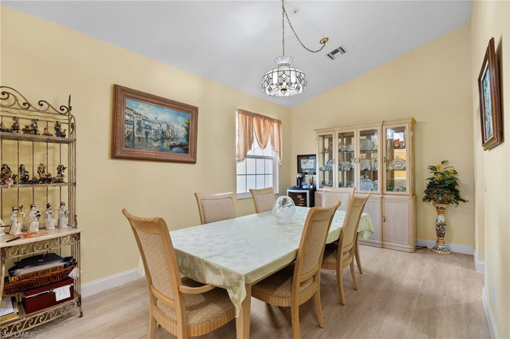 1665 Winding Oaks WAY # 202