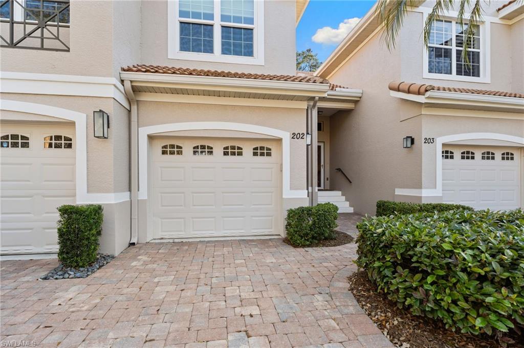 1665 Winding Oaks WAY # 202