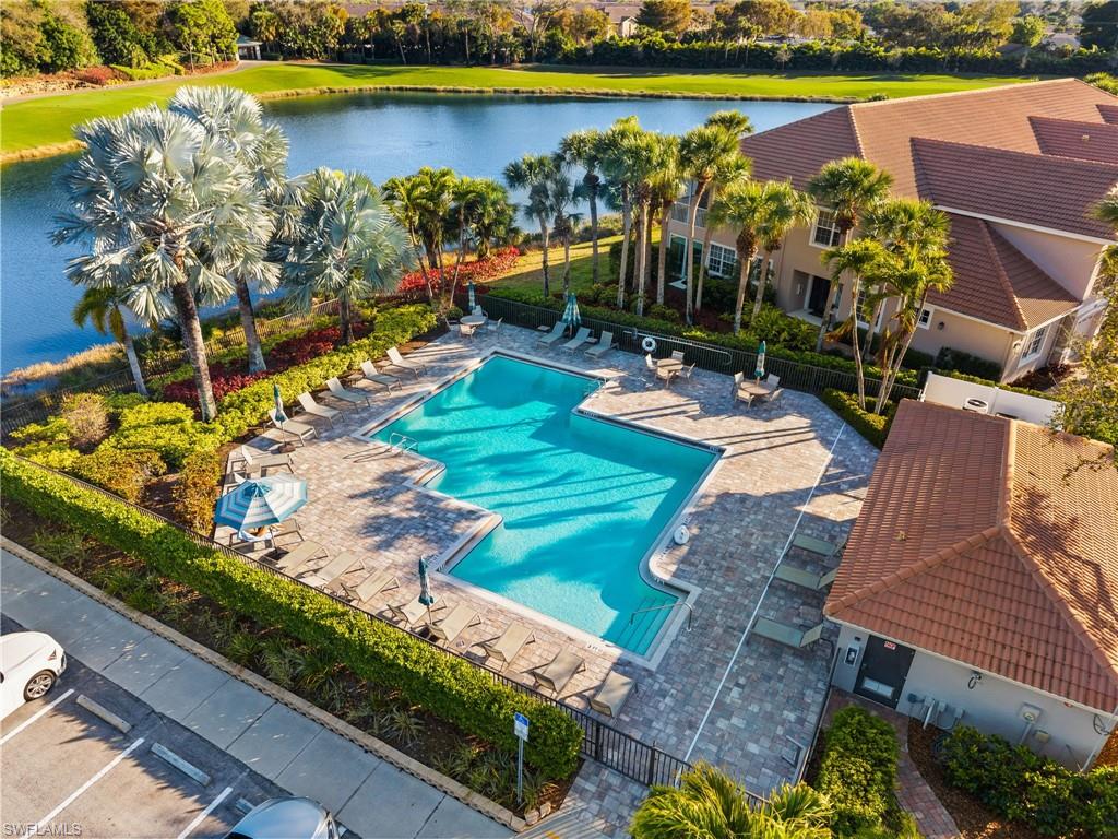 1665 Winding Oaks WAY # 202