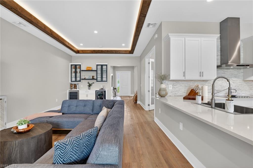 3778 Sapphire Cove CIR