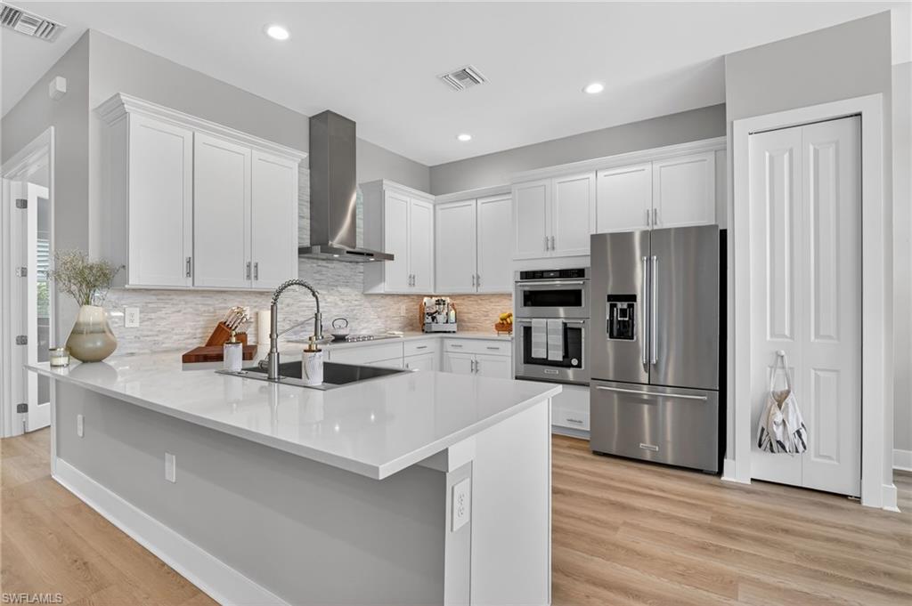 3778 Sapphire Cove CIR