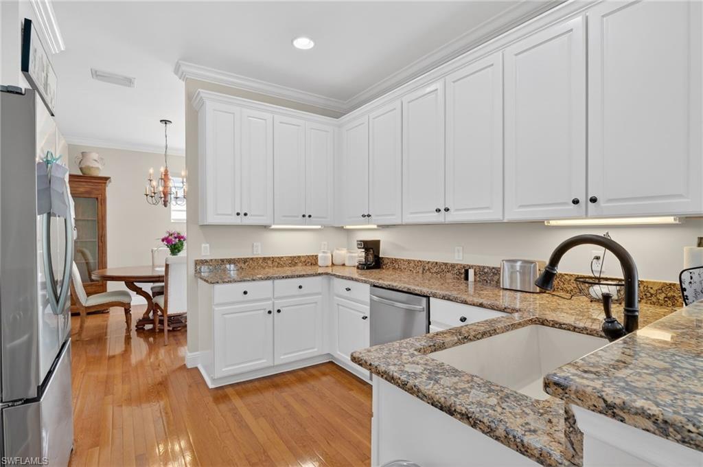 3913 Forest Glen BLVD # 201