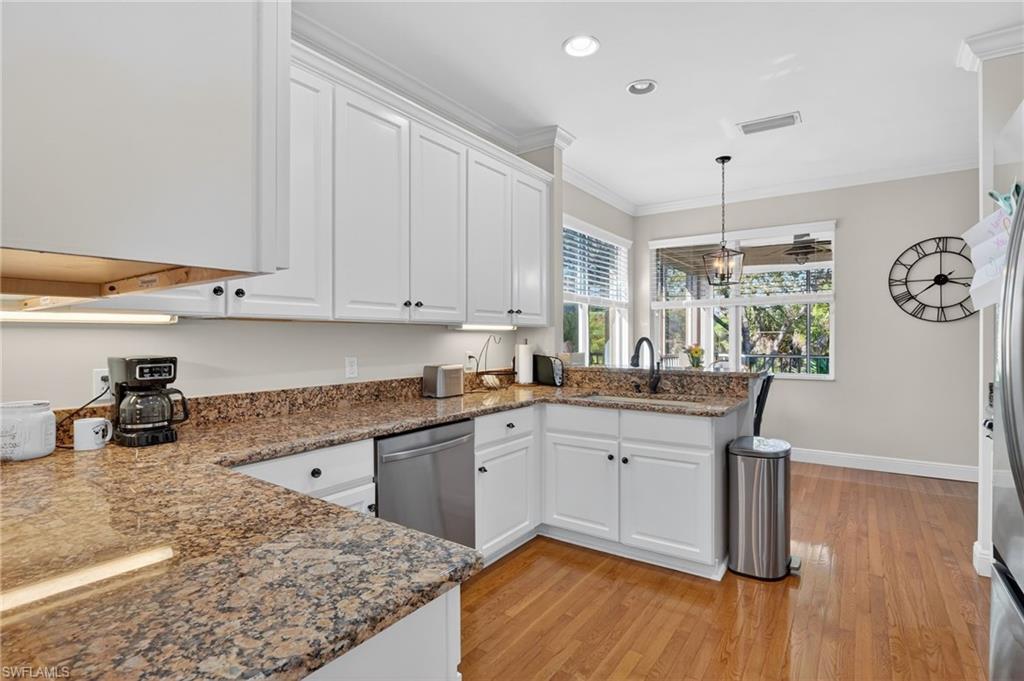 3913 Forest Glen BLVD # 201