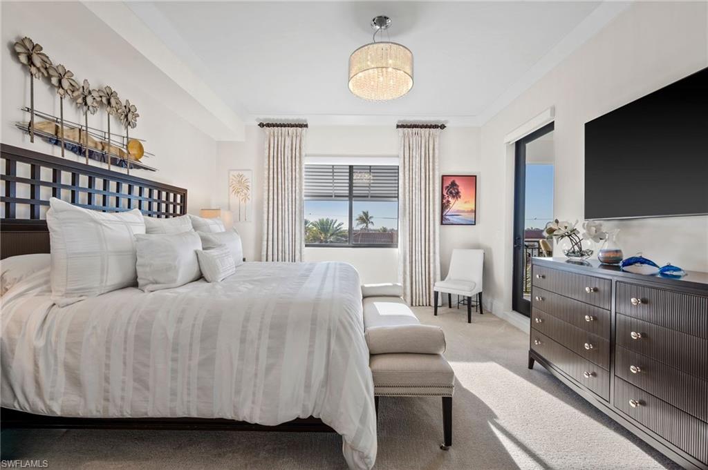 1035 3rd AVE S # 407