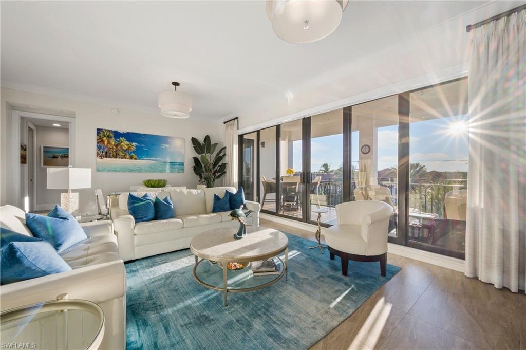 1035 3rd AVE S # 407