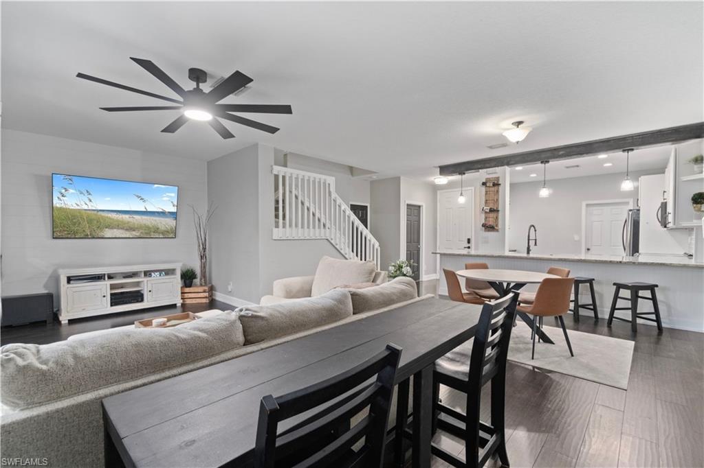 17565 Cherry Ridge LN