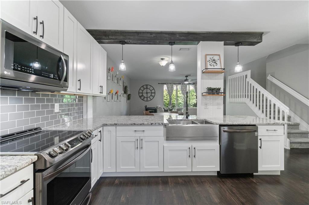 17565 Cherry Ridge LN