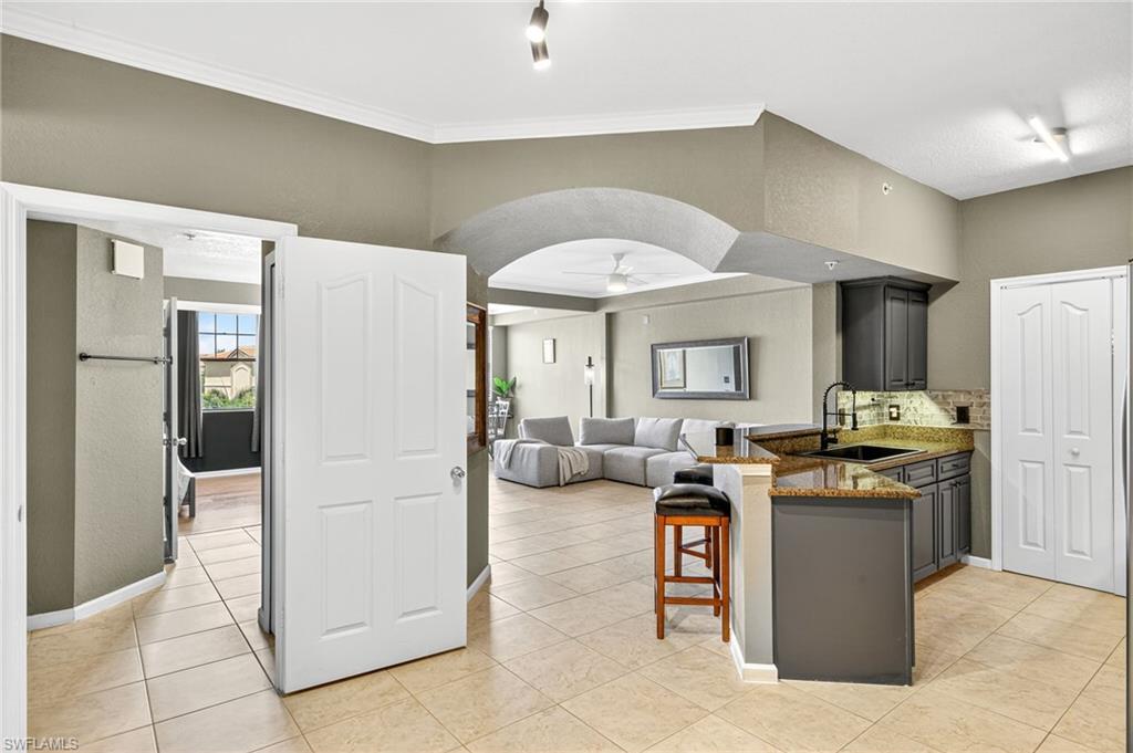 12955 Positano CIR # 305