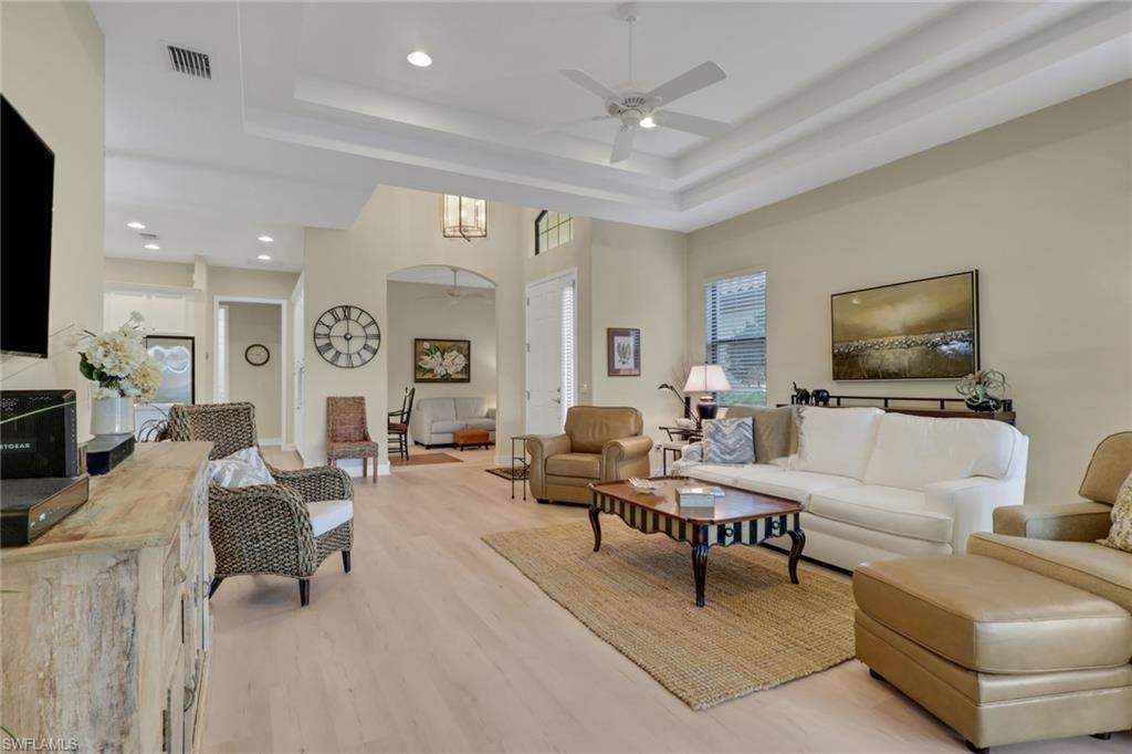 9524 Isla Bella CIR