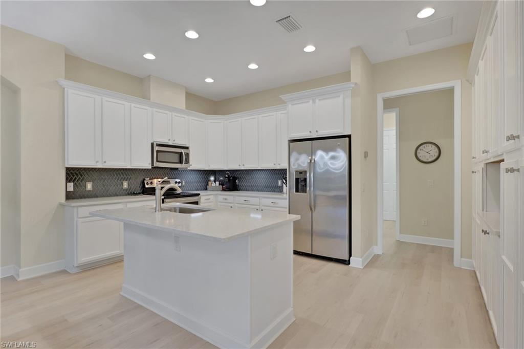 9524 Isla Bella CIR