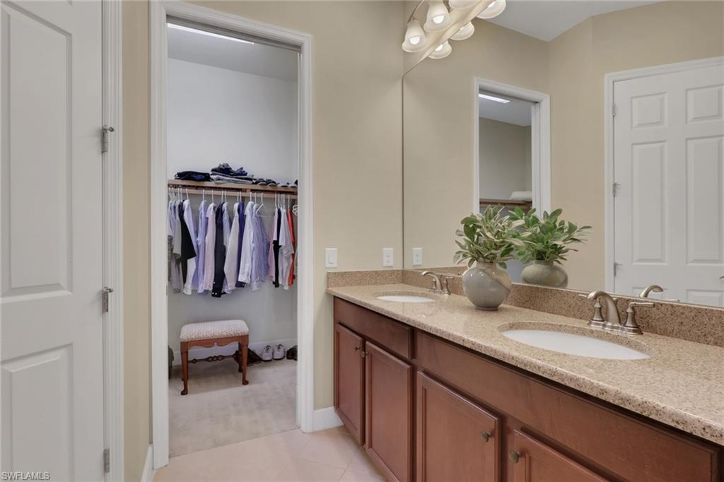 9524 Isla Bella CIR