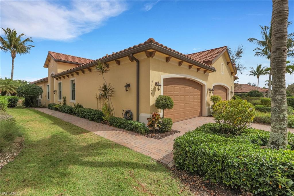 9524 Isla Bella CIR