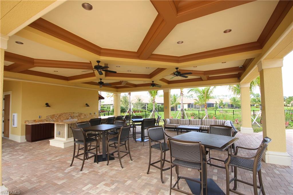 9524 Isla Bella CIR