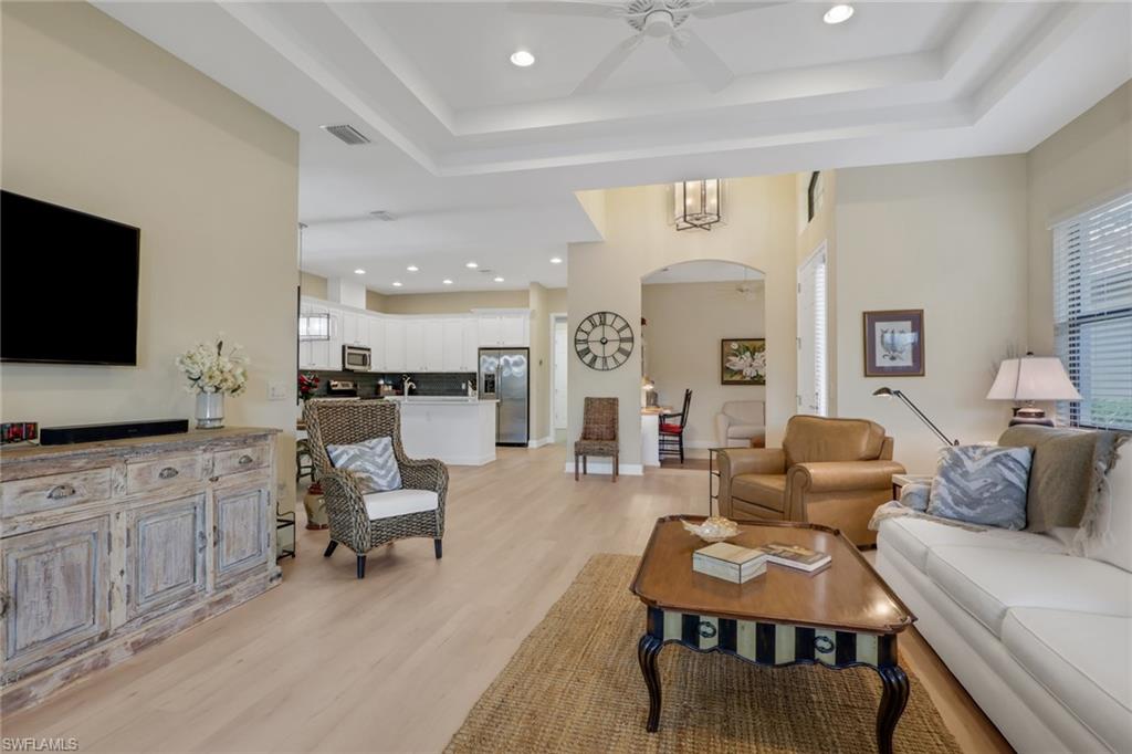 9524 Isla Bella CIR