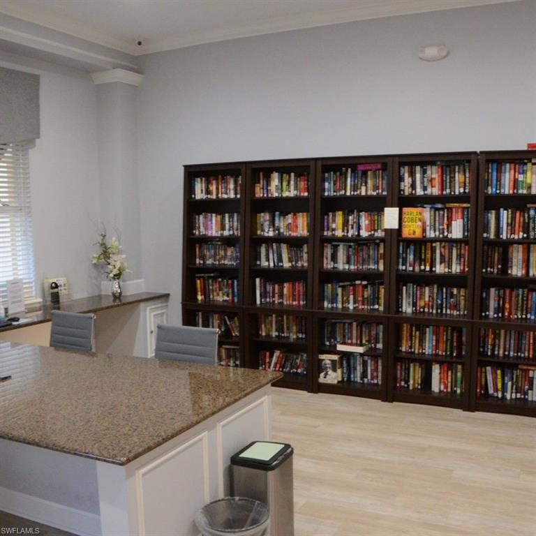 1882 TARPON BAY DR S 105