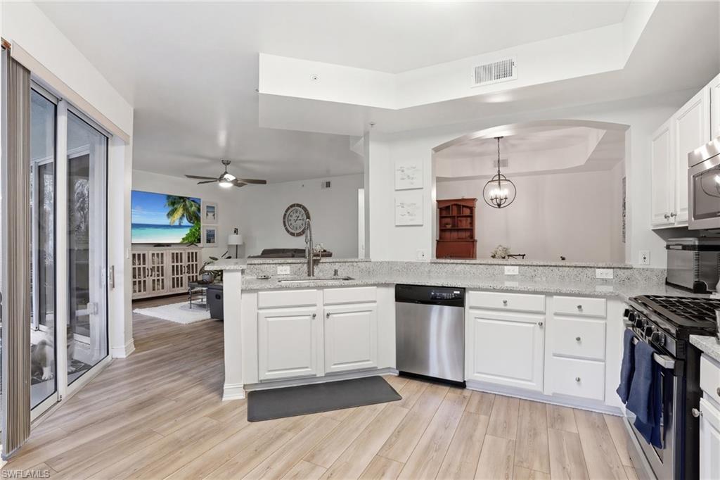 1882 TARPON BAY DR S 105