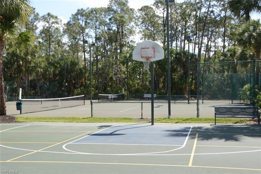 1882 TARPON BAY DR S 105