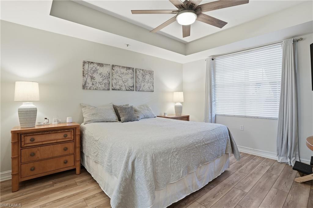 1882 TARPON BAY DR S 105