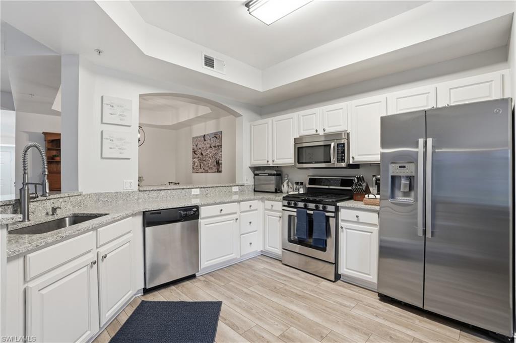 1882 TARPON BAY DR S 105