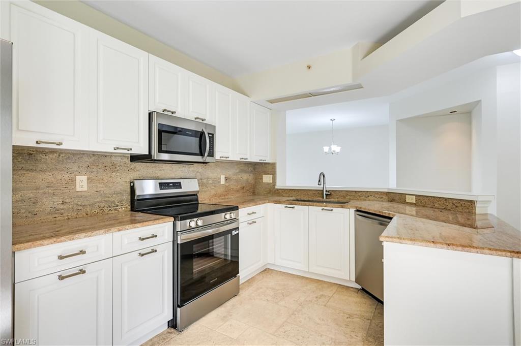 7518 Silver Trumpet LN Q101