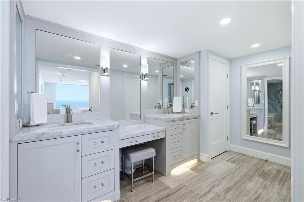 2425 Gulf Of Mexico DR 6D