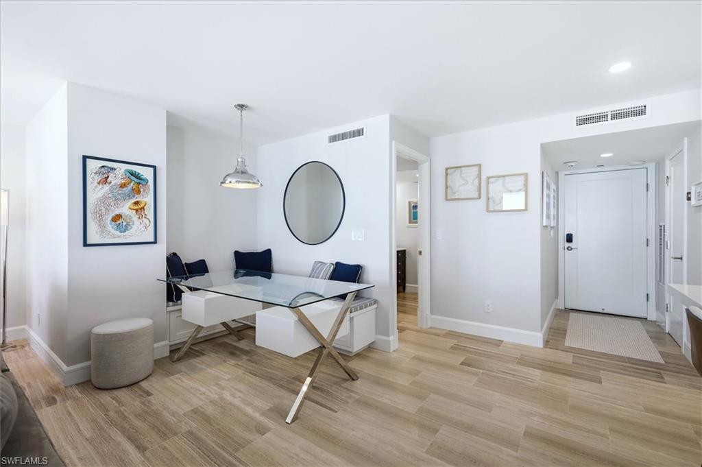 2425 Gulf Of Mexico DR 6D