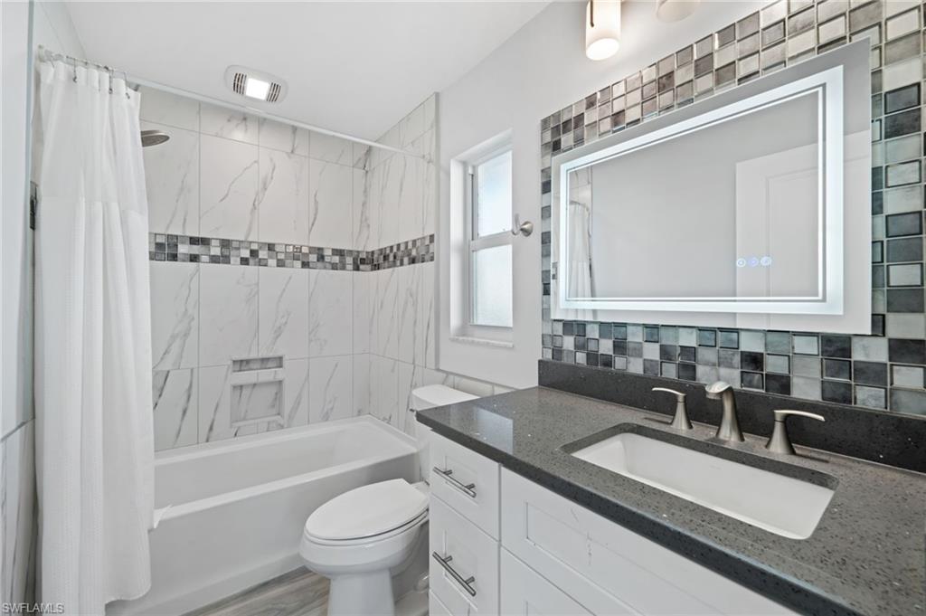 9757 Deerfoot DR