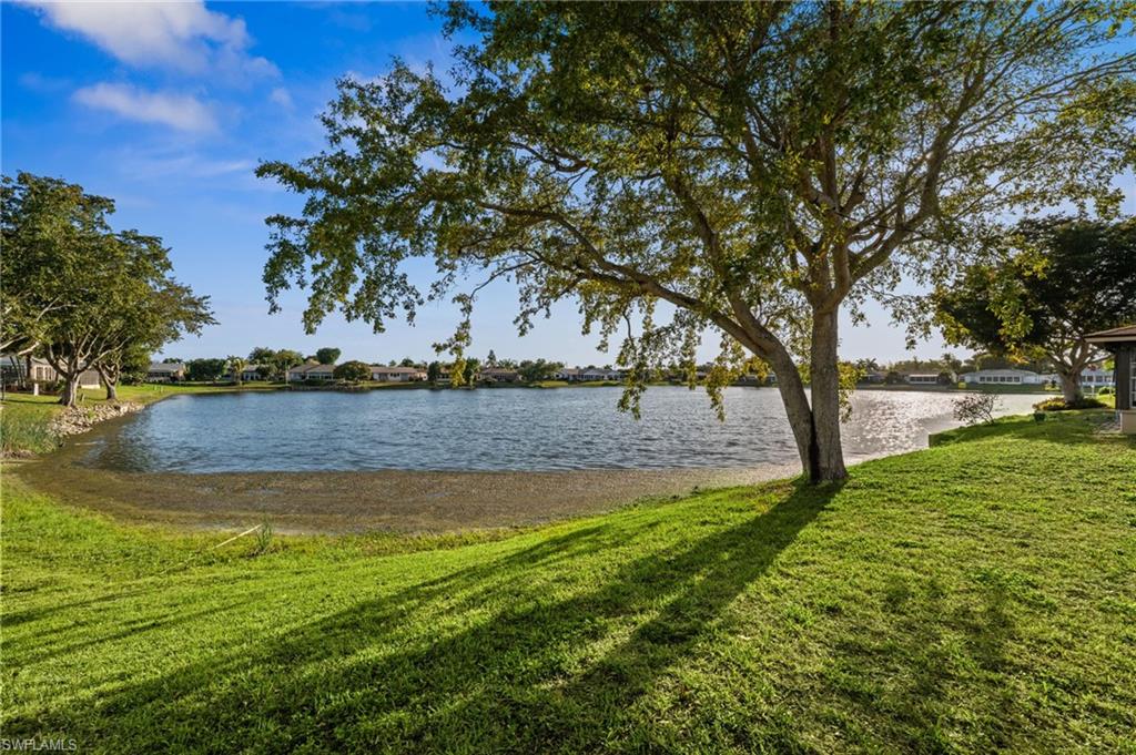 9757 Deerfoot DR