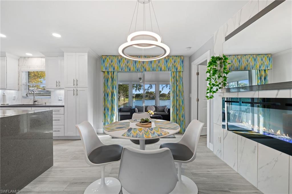 9757 Deerfoot DR