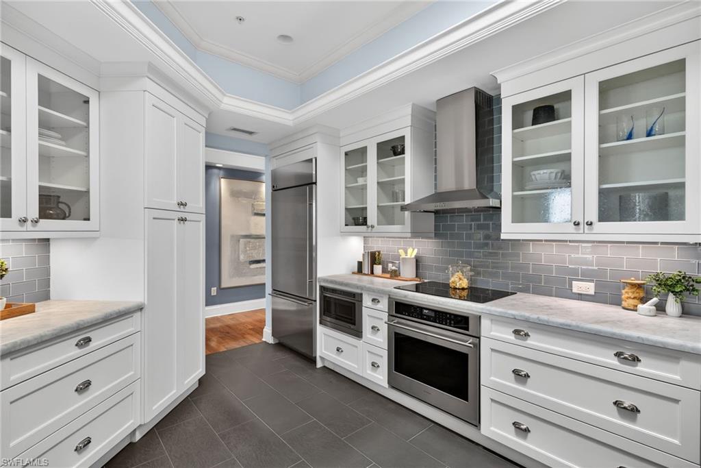 625 5th AVE S PH-302