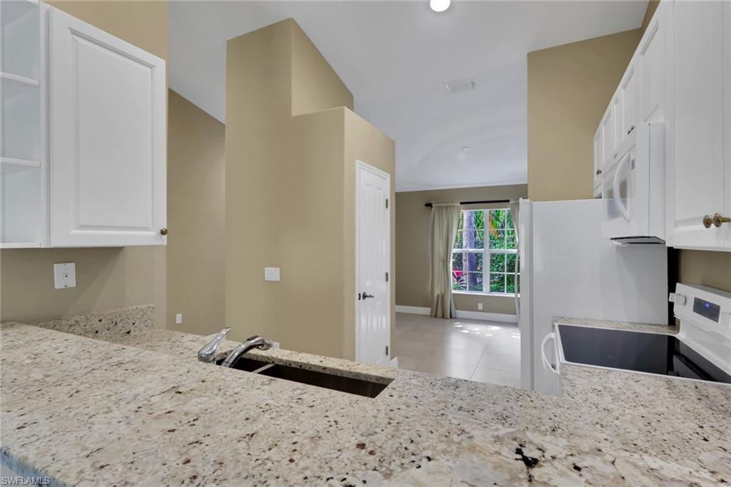 3555 Avion Woods CT 501