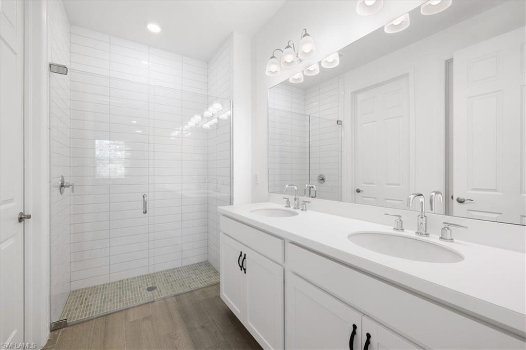 1123 Tranquil Brook DR