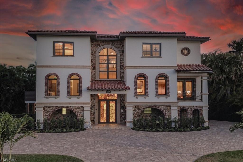 200 Golf DR