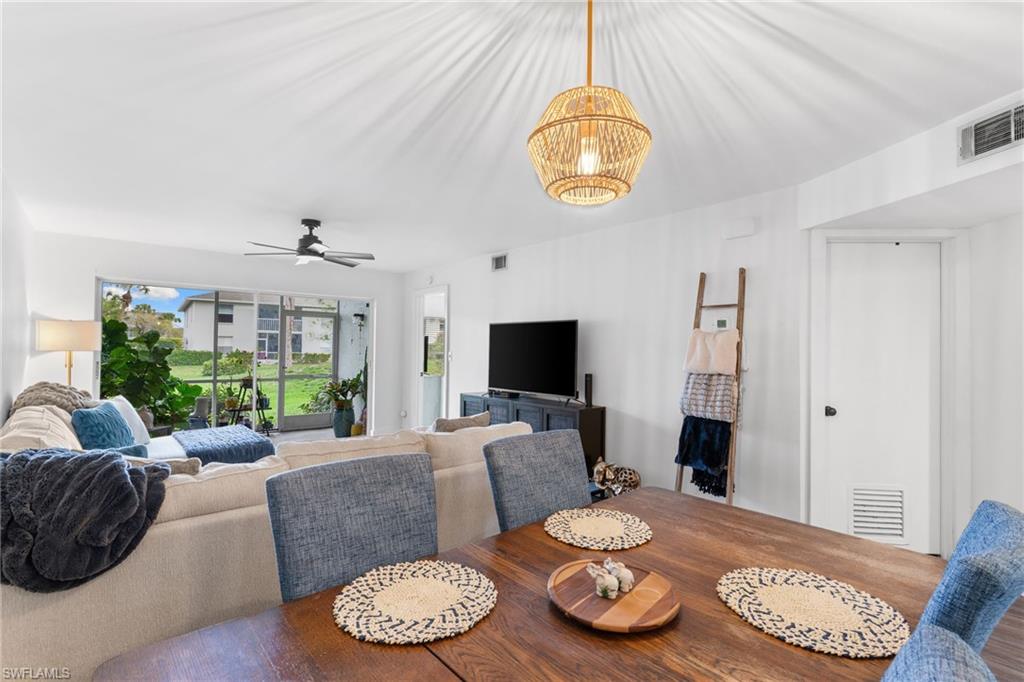 1336 Churchill CIR K104