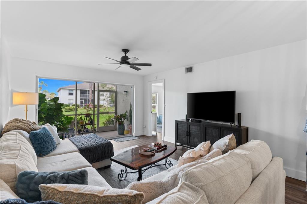 1336 Churchill CIR K104